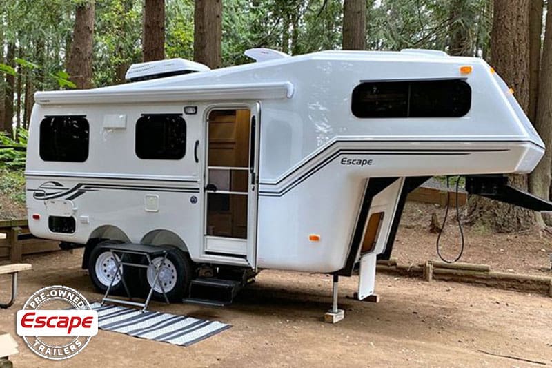 used-fiberglass-travel-trailers-for-sale-Beard-2020-5.0-01