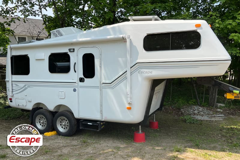 02-used-fiberglass-travel-trailers-for-sale-Oldham-2022-5.0