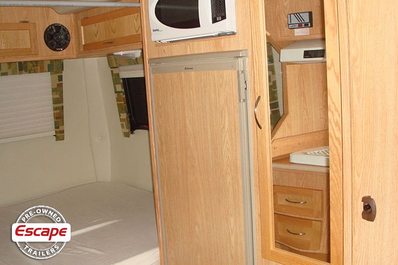 04-Kristalovich-2011-19-used-fiberglass-travel-trailers-for-sale