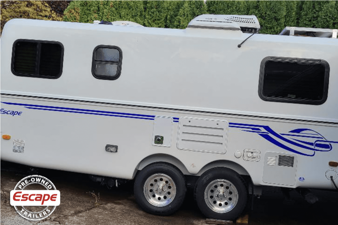pre owned fiberglass trailer Peggy 08